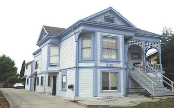 2151 E 24th St in Oakland, CA - Building Photo - Building Photo