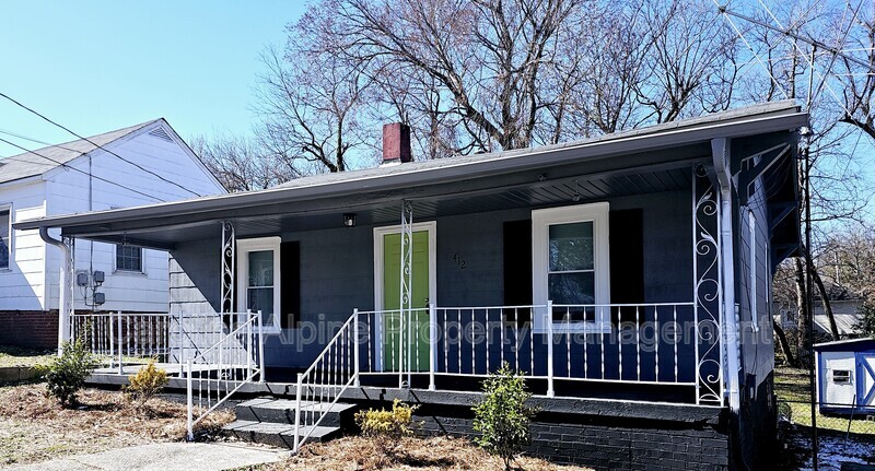 412 Cable St in High Point, NC - Building Photo