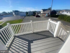 124 Mortimer St in Dunmore, PA - Building Photo - Building Photo