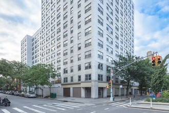 London Towne House in New York, NY - Building Photo - Building Photo