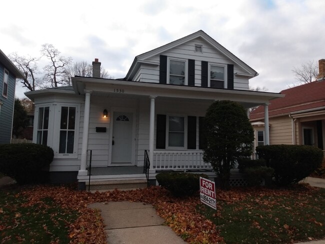 property at 1530 Wisconsin Ave