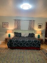 8 Lisbon Ct, Unit Furnished Studio in Seaside, CA - Building Photo