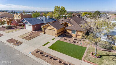 1123 Night Hawk Dr in El Paso, TX - Building Photo - Building Photo