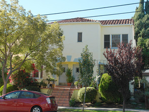 1937 Talmadge St in Los Angeles, CA - Building Photo - Building Photo