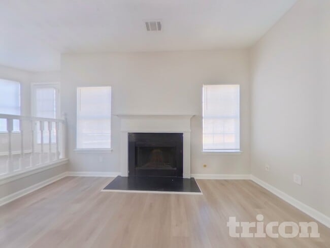 350 Creekview Blvd in Covington, GA - Building Photo - Building Photo