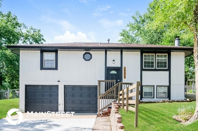 property at 15319 E 48th Terrace