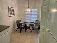 2385 Harmony Ln in Naples, FL - Foto de edificio - Building Photo