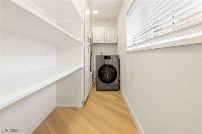 property at 4045 W Mardon Ave
