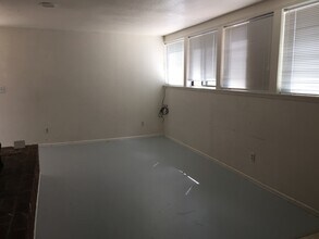 418 NW Maryland St, Unit lower in Pullman, WA - Building Photo - Building Photo