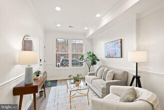 1138 Florida Ave NE in Washington, DC - Building Photo - Building Photo