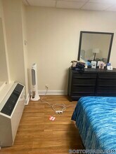 62 Boylston St, Unit M18 in Boston, MA - Foto de edificio - Building Photo