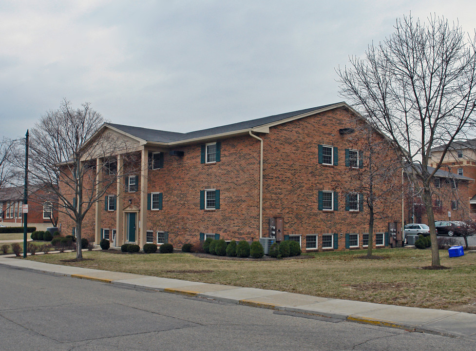 1710 Frericks Way in Dayton, OH - Building Photo