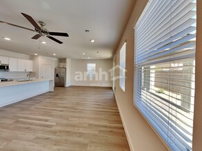 5880 Astapor St in Las Vegas, NV - Building Photo - Building Photo