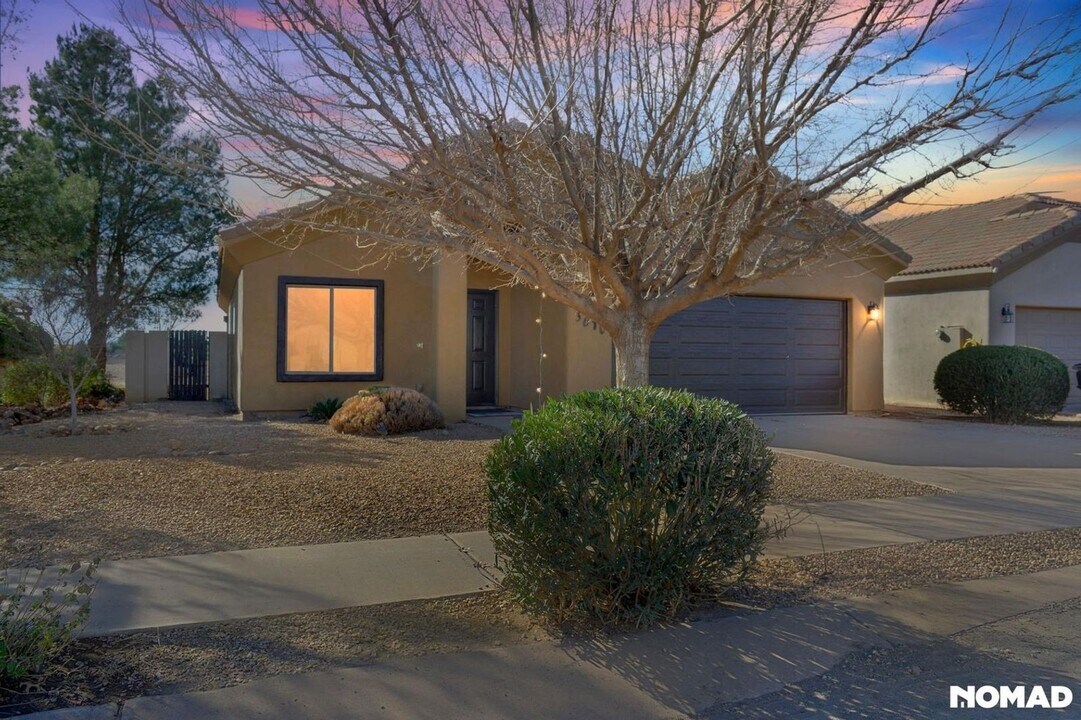 3610 Cam Del Rancho in Douglas, AZ - Building Photo