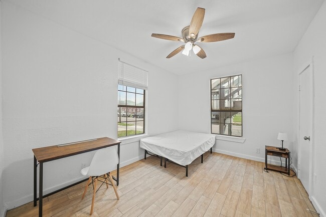 property at 701 28th St