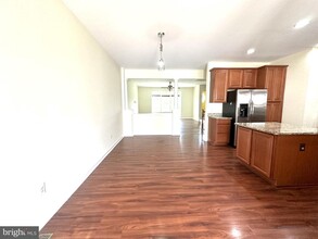 25795 Clairmont Manor Square in Aldie, VA - Building Photo - Building Photo