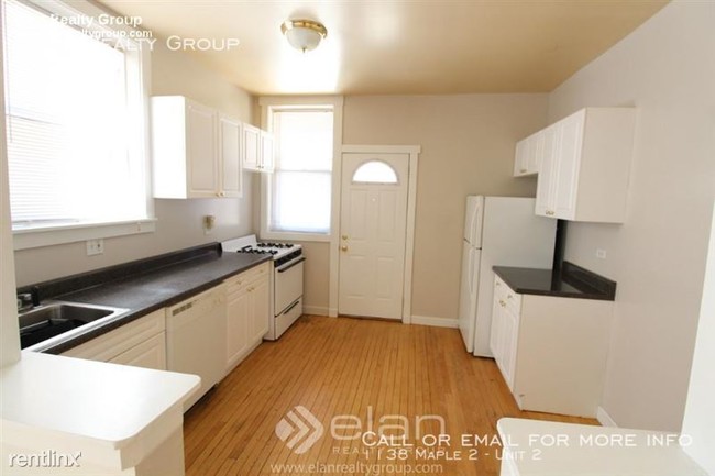 1138 Maple Ave-Unit -Unit 2 in Evanston, IL - Building Photo - Building Photo