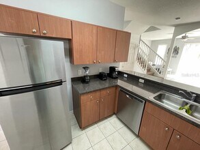 1202 S Beach Cir in Kissimmee, FL - Building Photo - Building Photo