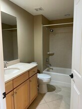 415 E Romana St, Unit #205 in Pensacola, FL - Foto de edificio - Building Photo