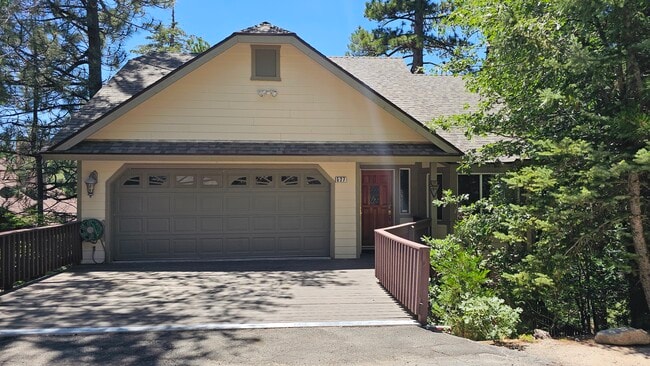 property at 527 Sutter Ln