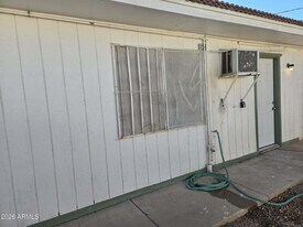 909 N Kadota Ave in Casa Grande, AZ - Building Photo