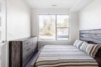 3460 E 31st Ave in Denver, CO - Foto de edificio - Building Photo