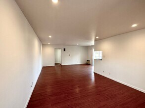 SM in Los Angeles, CA - Building Photo - Building Photo