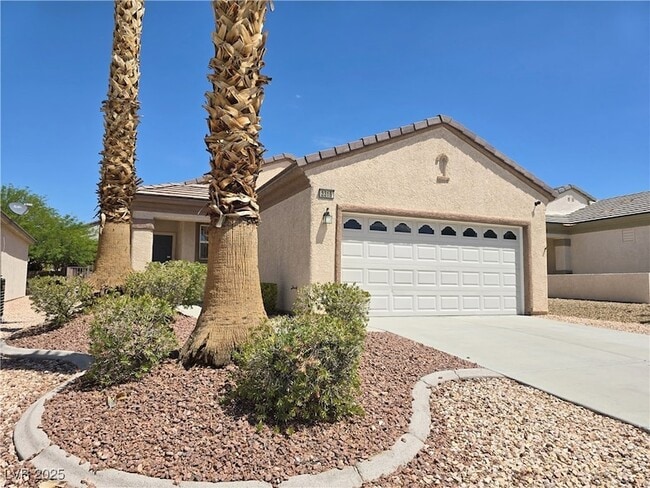 2316 Peaceful Moon St in Henderson, NV - Building Photo - Building Photo