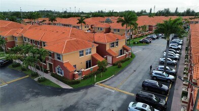 6103 NW 116 Pl in Doral, FL - Building Photo - Building Photo