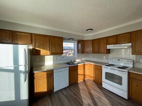 1104 Mazatlan Cir in Colorado Springs, CO - Building Photo - Building Photo