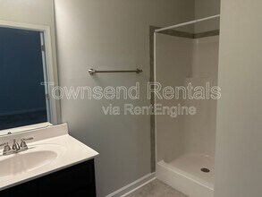 238 Hugh Shelton Loop in Fayetteville, NC - Building Photo - Building Photo