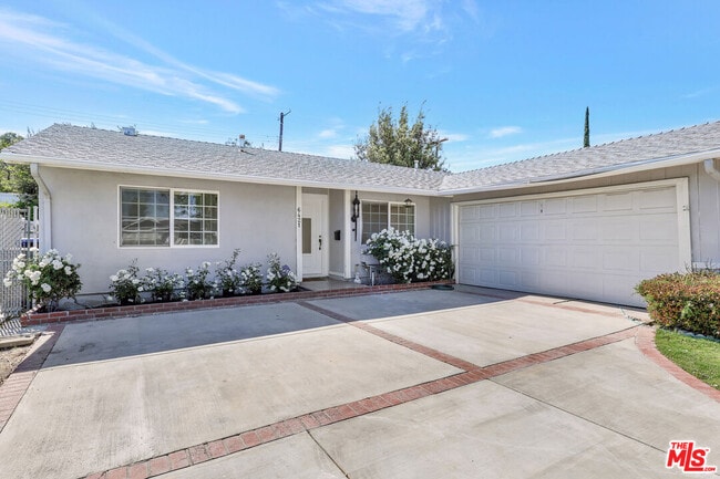property at 6421 Franrivers Ave