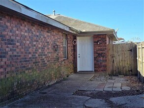 2627 Bessemer St in Kenner, LA - Building Photo - Building Photo