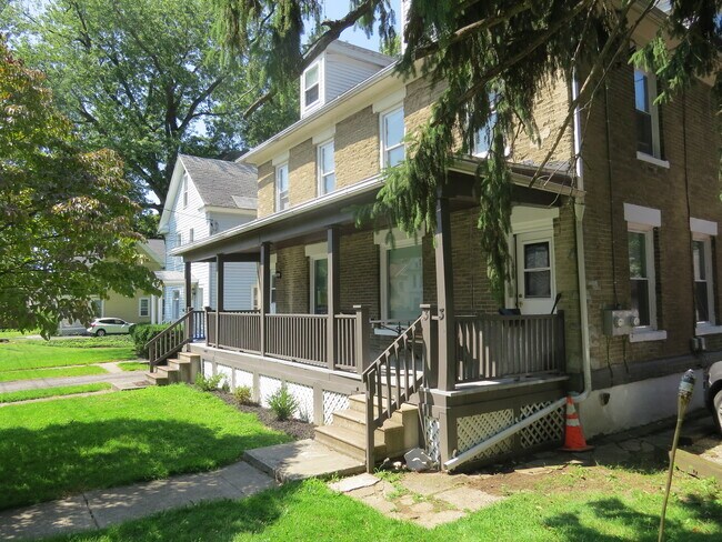 33 Maple Ave, Unit 33 Maple in Fredonia, NY - Building Photo - Building Photo