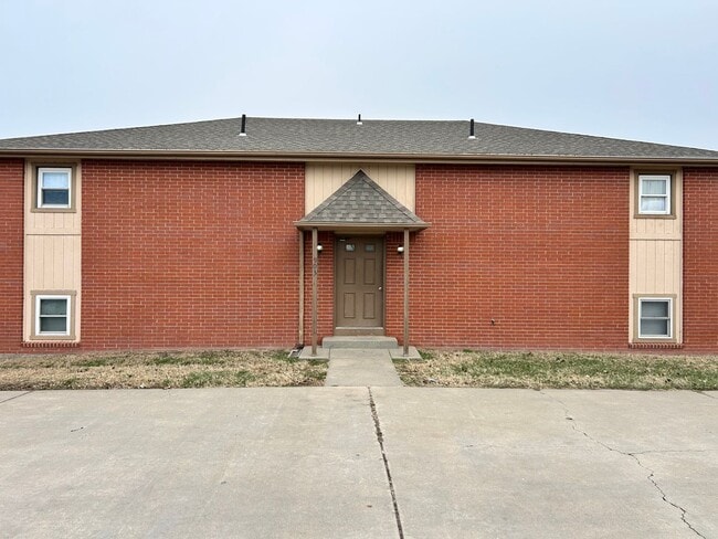 property at 903 Windwood Dr