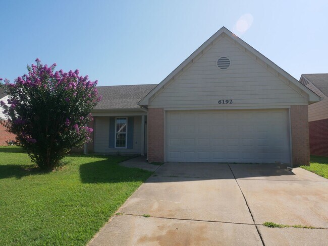property at 6192 Magnolia Lakes Dr