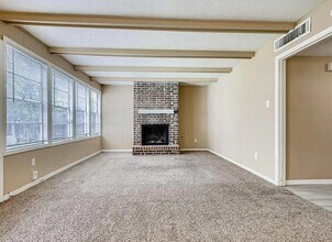 6818 Thornwild Rd in Missouri City, TX - Building Photo - Building Photo