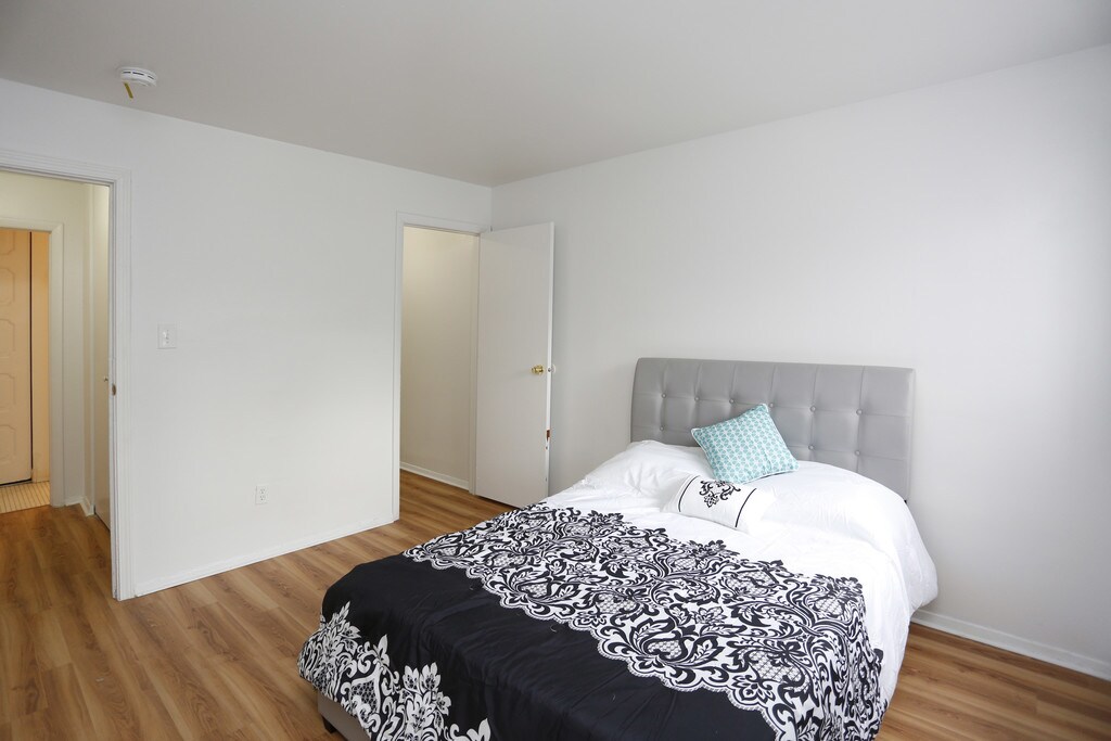 Tiberon Trails Apartments in Merrillville, IN