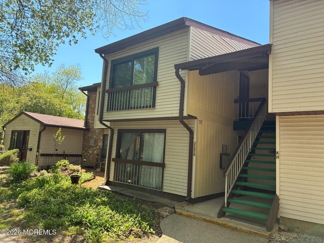 131 Amberly Dr in Englishtown, NJ - Building Photo - Building Photo
