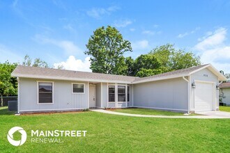 456 SW Molloy St in Port St. Lucie, FL - Building Photo - Building Photo