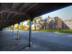 Princeton Westwood in Keene, NH - Foto de edificio - Building Photo