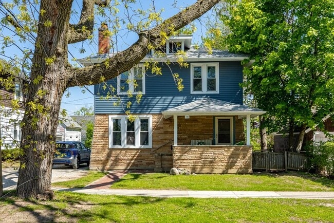 property at 711 Granger Ave