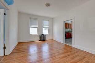 477 Liberty Ave in Jersey City, NJ - Building Photo