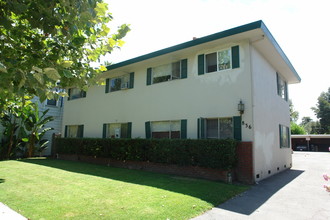 836 Emory St in San Jose, CA - Foto de edificio - Building Photo