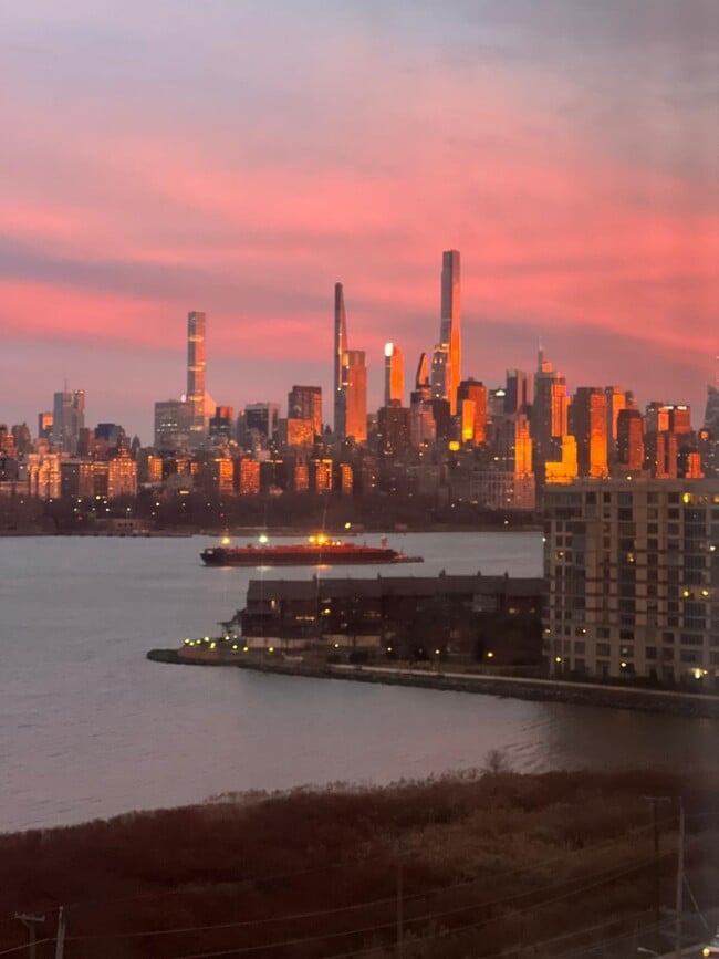 property at 20 Bergen Ridge Rd