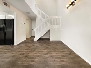 6823 Greenway Chase St in Houston, TX - Building Photo - Building Photo