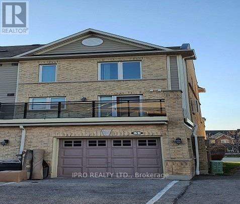 3030-3030 Erin Centre Blvd in Mississauga, ON - Building Photo - Building Photo