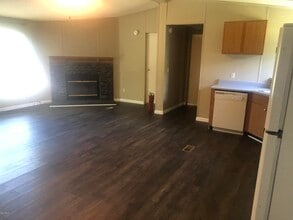 38 Cleveland Dr in Beaufort, SC - Building Photo - Building Photo