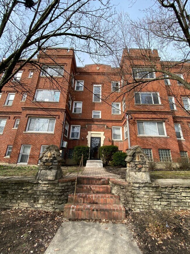 2365-2377-2377 Ravine St in Cincinnati, OH - Building Photo - Building Photo