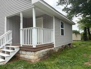 1909 N May Ave in Fort Smith, AR - Building Photo - Building Photo